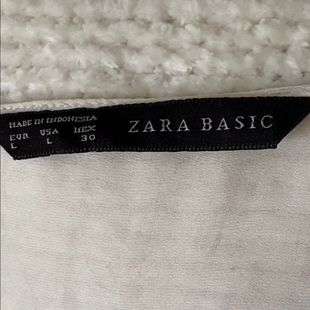Zara White Ruched Blouse - Picture 3 of 4
